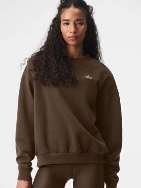 ALO Accolade Crewneck Pullover